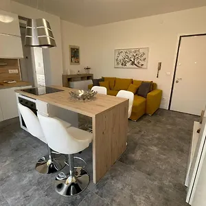 Apartment Magic, Bardolino