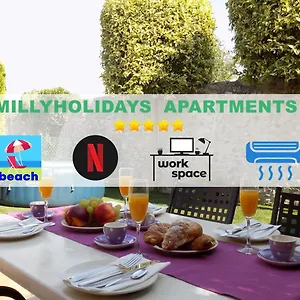 Apartment Millyholidays - Lilla - Center - Nearby - Private Garden - Pool, Bardolino