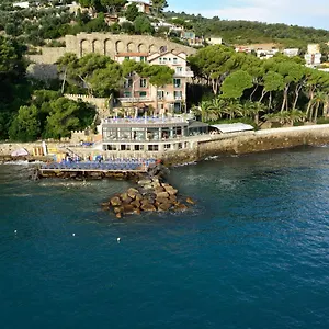 Arc En Ciel 4*, Diano Marina Italien